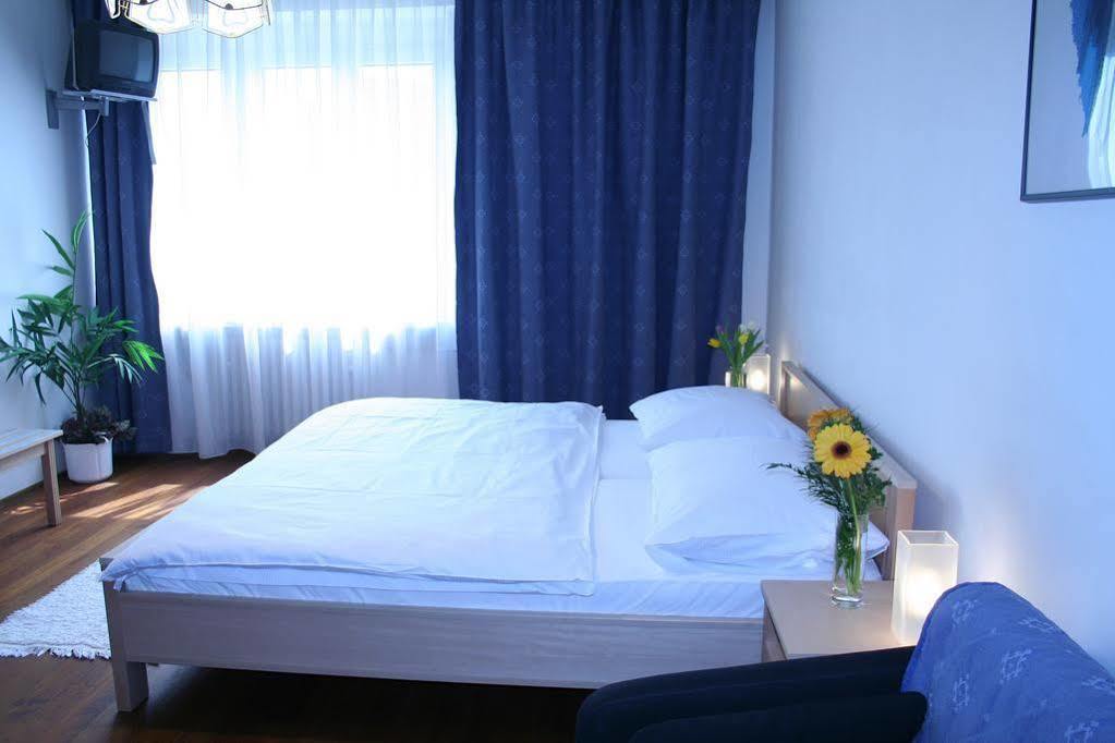 Pension Filip Praga Exterior foto